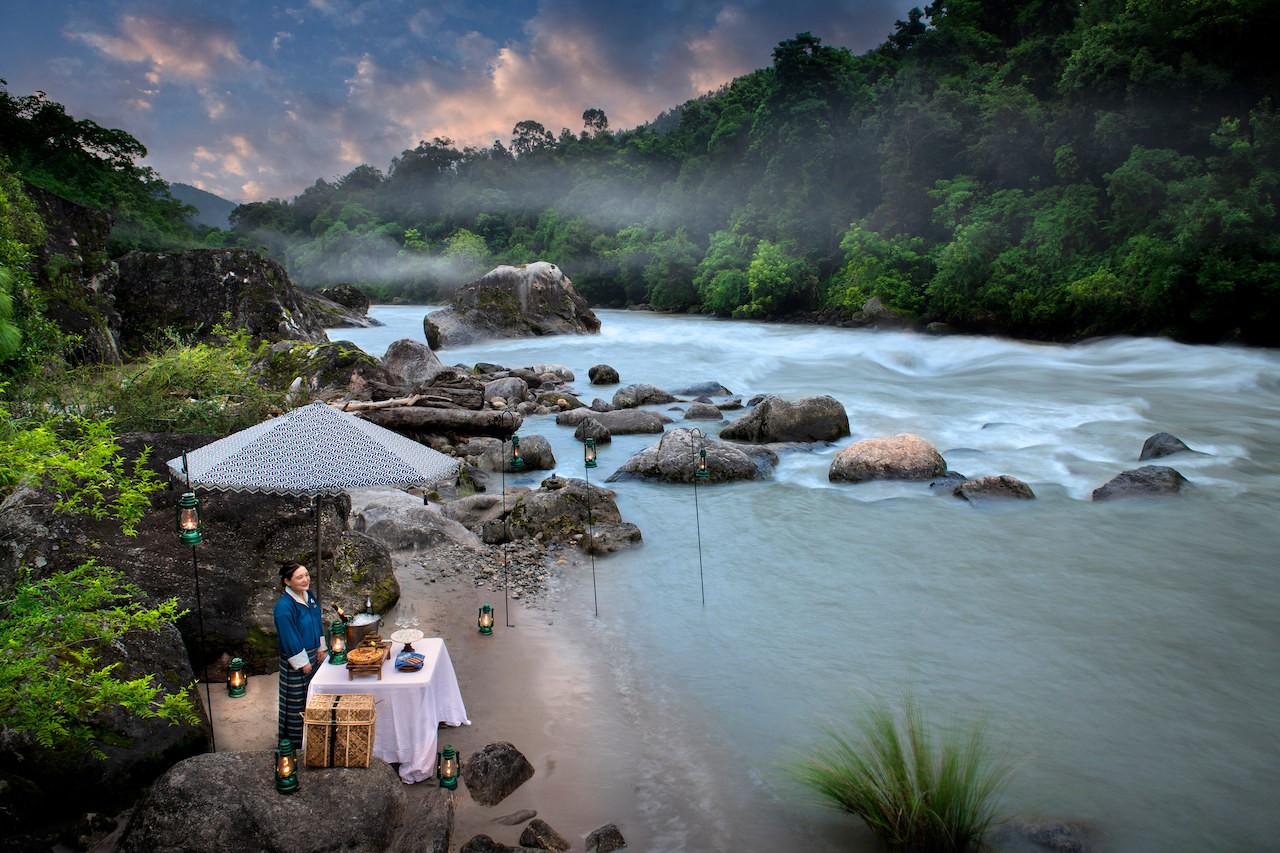 Bhutan_Punakha_River_Lodge_River_Dining__4__High_Resolution_Width=5000px-1747060343.jpg